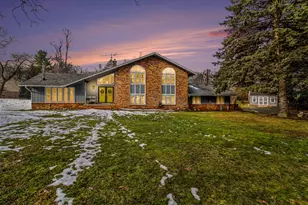 5060 Glenway Dr, Brighton, MI 48116 - Photo 1