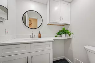 2051 Ascot Rd, Ann Arbor, MI 48103 - Photo 7