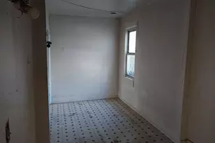 1810 Carroll St, Saginaw, MI 48601 - Photo 11