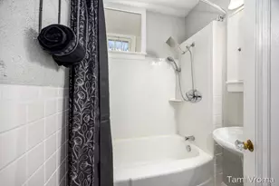 1050 Ardmore St SE, Grand Rapids, MI 49507 - Photo 19