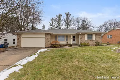 1832 Observatory Avenue SE, Grand Rapids, MI 49546 - Photo 1
