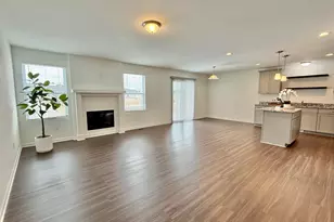 10290 Swan Lake Cir, Ypsilanti, MI 48197 - Photo 7