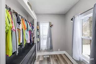 1584 Carlton St, Muskegon, MI 49442 - Photo 11