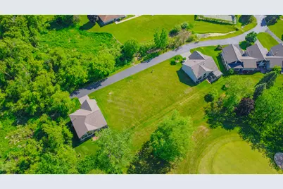 406 Vienna Lane, Fremont, MI 49412 - Photo 3