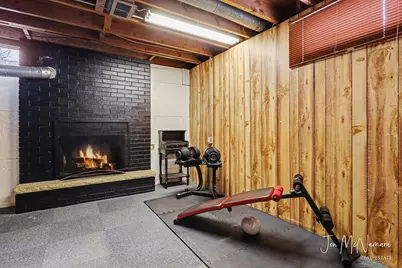 1642 Timberlane Lane NE, Grand Rapids, MI 49505 - Photo 19