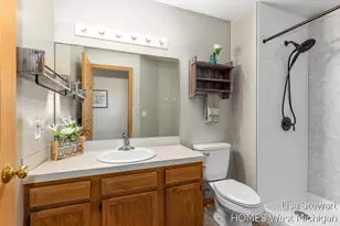 206 Pine Meadow Dr, Belding, MI 48809 - Photo 21