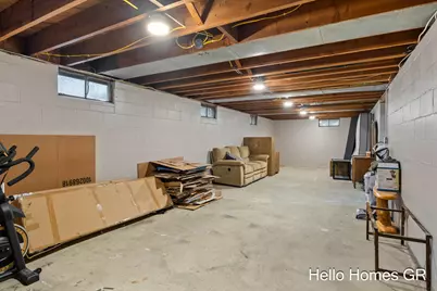 243 E Muskegon Street NE, Cedar Springs, MI 49319 - Photo 23