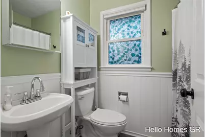 243 E Muskegon Street NE, Cedar Springs, MI 49319 - Photo 19