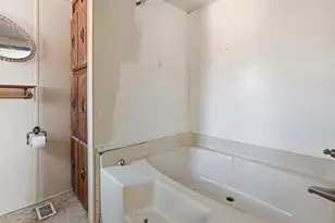 8054 N Gale Rd, Otisville, MI 48463 - Photo 15