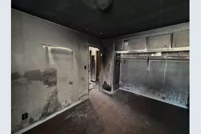 4528 Farmbrook Street, Detroit, MI 48224 - Photo 7