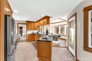 13186 Indigo Ct, Holland, MI 49424 - Photo 9