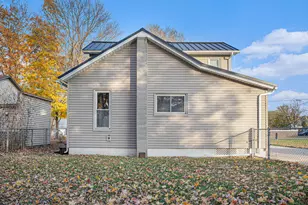 210 S State St, White Pigeon, MI 49099 - Photo 25