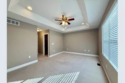 2564 W Towne Street, Ann Arbor, MI 48103 - Photo 11