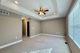 2564 W Towne St, Ann Arbor, MI 48103 - Photo 11
