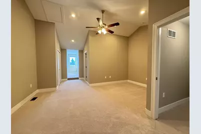 2564 W Towne Street, Ann Arbor, MI 48103 - Photo 19