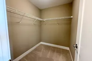2564 W Towne St, Ann Arbor, MI 48103 - Photo 13