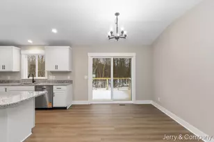 911 Apple Rdg Ct, Allegan, MI 49010 - Photo 7