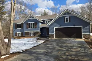 911 Apple Rdg Ct, Allegan, MI 49010 - Photo 3