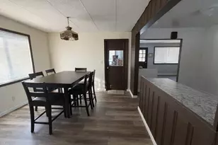 274 Florawood St, Waterford, MI 48327 - Photo 5