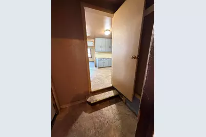 298 Bradford Road, Benton Harbor, MI 49022 - Photo 17