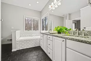 61404 Whitetail Run, Mattawan, MI 49071 - Photo 13