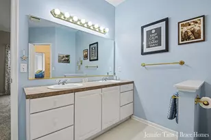 2131 Tree Ridge Dr SE, Grand Rapids, MI 49508 - Photo 13