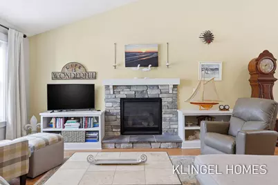 14507 Lakeshore Drive, Grand Haven, MI 49417 - Photo 5