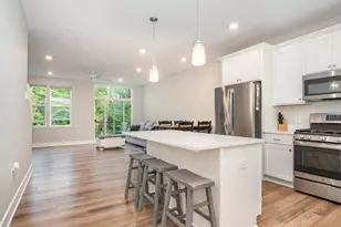 2351 Watertown Way NE, Grand Rapids, MI 49505 - Photo 5