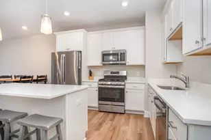 2351 Watertown Way NE, Grand Rapids, MI 49505 - Photo 3