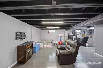 1059 W Summit Avenue, Muskegon, MI 49441 - Photo 21