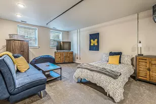 223 E Ann St, Ann Arbor, MI 48104 - Photo 37