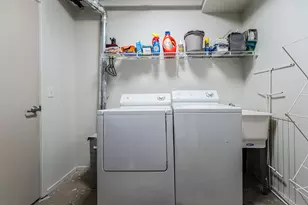 223 E Ann St, Ann Arbor, MI 48104 - Photo 41