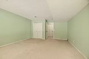 2174 Edington Dr SE, Grand Rapids, MI 49508 - Photo 19