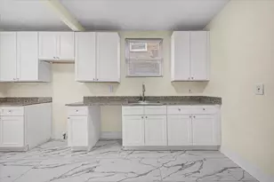 16631 Sorrento St, Detroit, MI 48235 - Photo 7