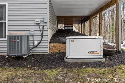 16981 Pickett Lane, Nunica, MI 49448 - Photo 45