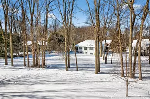 2205 Lake Wood Dr, Jackson, MI 49203 - Photo 69