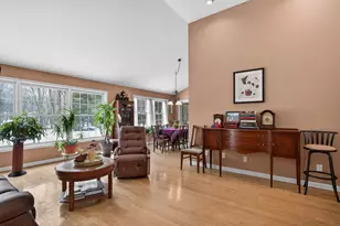 2205 Lake Wood Dr, Jackson, MI 49203 - Photo 7