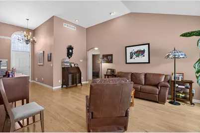 2205 Lake Wood Drive, Jackson, MI 49203 - Photo 9