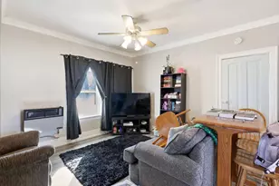 719 N Clinton Ave, Saint Johns, MI 48879 - Photo 7