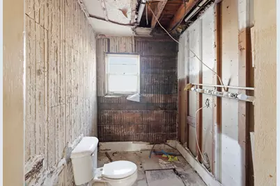 719 N Clinton Avenue, Saint Johns, MI 48879 - Photo 25