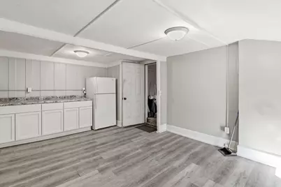 719 N Clinton Avenue, Saint Johns, MI 48879 - Photo 15