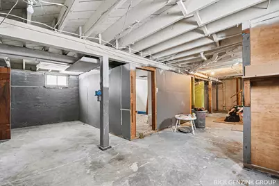 2303 Beverly Avenue SW, Wyoming, MI 49519 - Photo 27