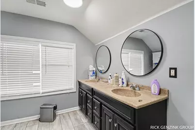 2303 Beverly Avenue SW, Wyoming, MI 49519 - Photo 21