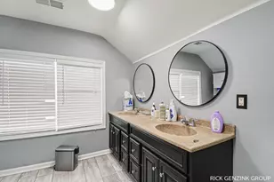 2303 Beverly Ave SW, Wyoming, MI 49519 - Photo 21