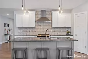 2698 Red Bud Dr, Zeeland, MI 49464 - Photo 15