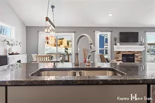 2698 Red Bud Dr, Zeeland, MI 49464 - Photo 23