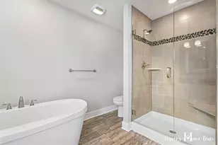 2698 Red Bud Dr, Zeeland, MI 49464 - Photo 31