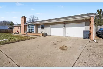 203 E Vienna Street, Schoolcraft, MI 49087 - Photo 1