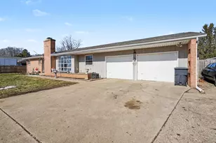 203 E Vienna St, Schoolcraft, MI 49087 - Photo 1