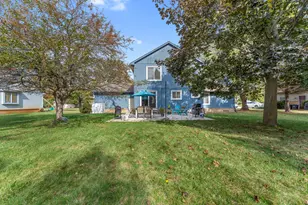 2225 Silvermaple Ct, Wixom, MI 48393 - Photo 31